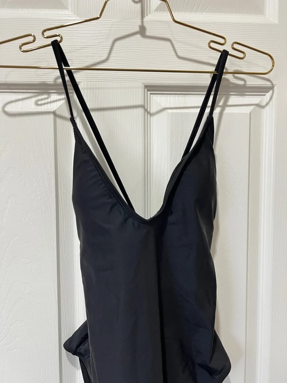 One Piece Swimwear Bathing Suit Size XL Black Adjustable Straps Deep-Neck Style